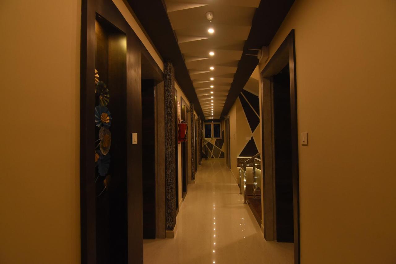 Hotel Atlantis Kumbakonam Εξωτερικό φωτογραφία